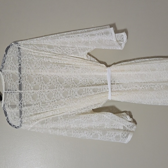 Torrid Curve Ivory Lace Robe Size 5X - Picture 8 of 11
